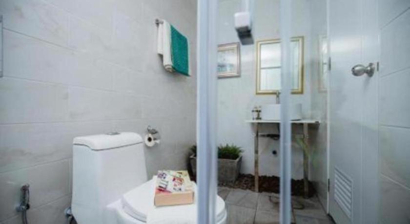 Отель Anchor Boutique House Patong Экстерьер фото
